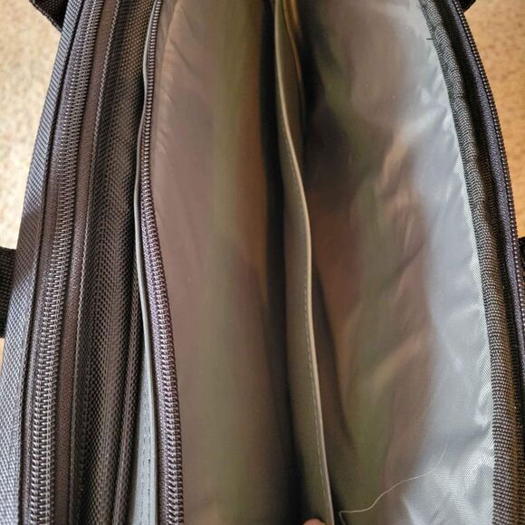 NEW Targus Laptop Bag - Picture 5 of 8